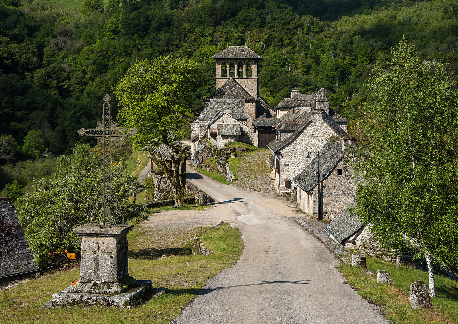 Bes-Bédène site in Campouriez, a remarkable site in France